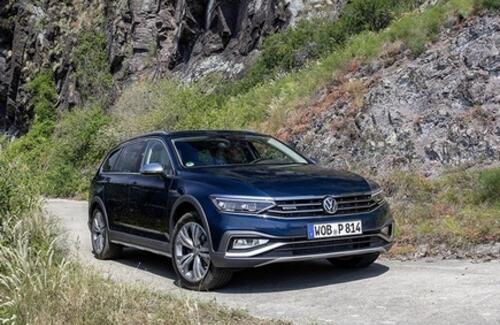 Марка Volkswagen объявляет цены на Passat Alltrack