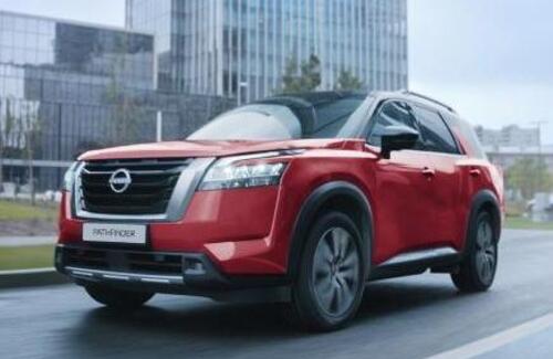 Nissan объявляет российские комплектации и цены на Pathfinder нового поколения