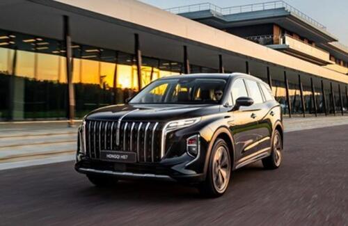 Бренд HONGQI объявляет комплектации и цены нового премиального внедорожника HS7 в России